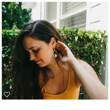 Load image into Gallery viewer, Estevia Earrings in Green Kingman Turquoise
